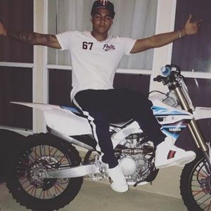 Meet your Posher, Tyler